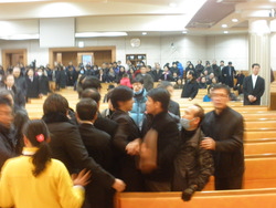 신평로교회, 신도의 결의와 노회의 법이 충돌