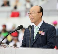조용기목사 vs 최삼경목사, 누가 이단인가?