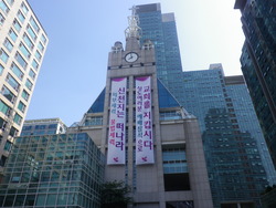 제자교회, 양측 옥외 예배