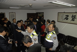 신일교회 불법비대위, 당회실 점거