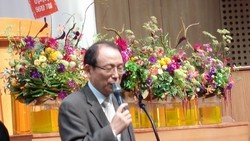 김명용총장의 울부짖는 기도, "지역사회와 민족, 세계를 살리는 교회가 되게 하소서"!