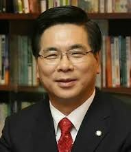이영훈목사,  Church는 Big,  Law는 No(CBLN)