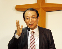 김명용총장, 근본주의는 반역사적 신학, 조용기 신학은 삶의 신학, 민중신학은 부활이 없는 신학