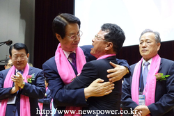 채영남총회장, 지역과 교파 화해로