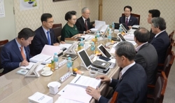 임원회, 김기동, 박윤식, 이명범, 변승우 사면결의