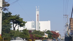 이리남중교회건, 무자격자를 유자격자로 바꾸기 위한 불법 내부거래