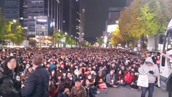 광화문거리, 대통령하야에 대한 민중들의 함성