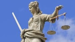 법원, "이단감별사 비평은 상대적으로 넓게 허용되어야 "