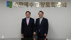 예장합동 104회 부서기 후보 김한성 목사, 이종철 목사 등록
