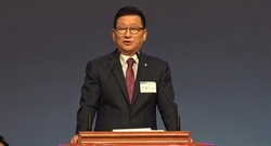 [기자의 시각] 클린선거 역행한 선관위원장의 특정후보 칭찬 발언…그 의도는?