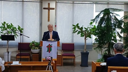 효성교회, 부활절 세번째 주일 예배 드려