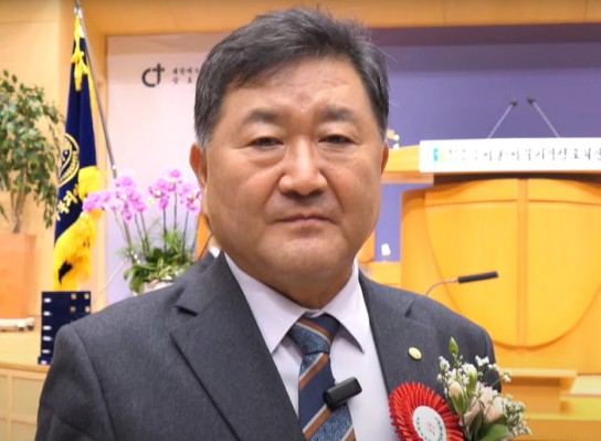 신임 회장 이희근 장로, “선한 일을 사모하는 연합회로 세워가겠다”